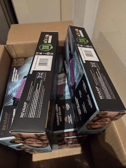 Perie caldă ceramică profesională  Revamp de 40 mm - Ediție roz - M