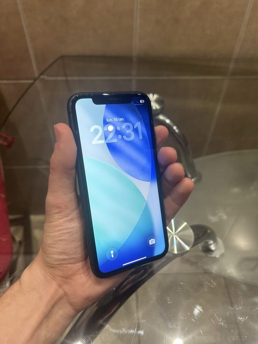 Iphone 11 64gb 94% baterie