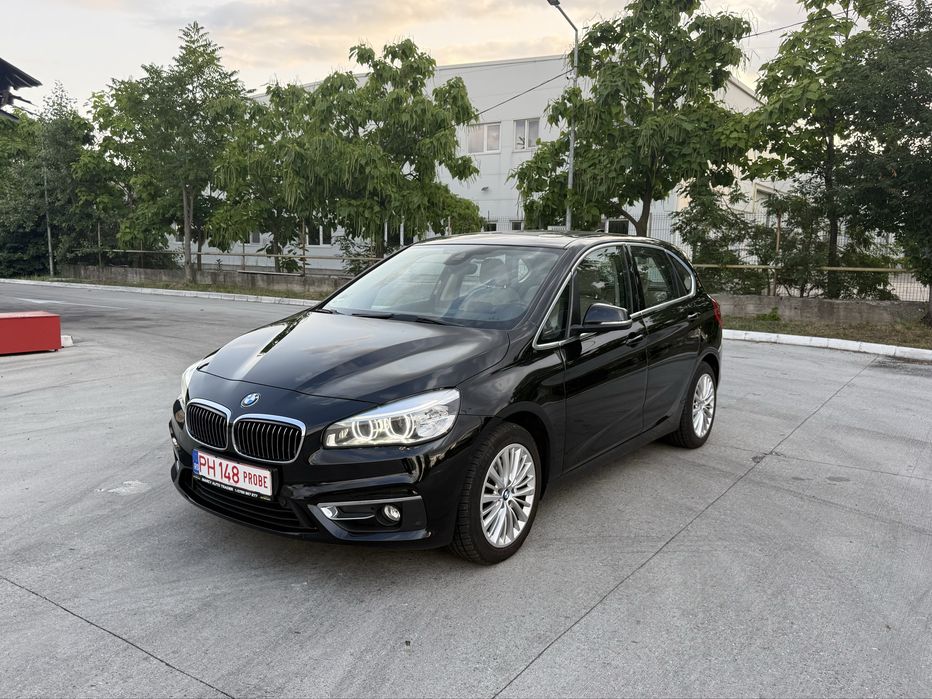 Bmw 220 d  190 cp X-Drive (4x4) Luxury Line, Fabr 2015 , Led Xenon Adaptiv , Panoramic , Incalzire ,Head-up , Camera  , Carte Service + Istoric Km  !!