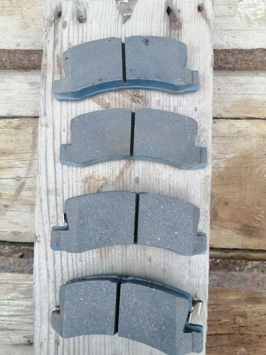 Продам тормозные колодки