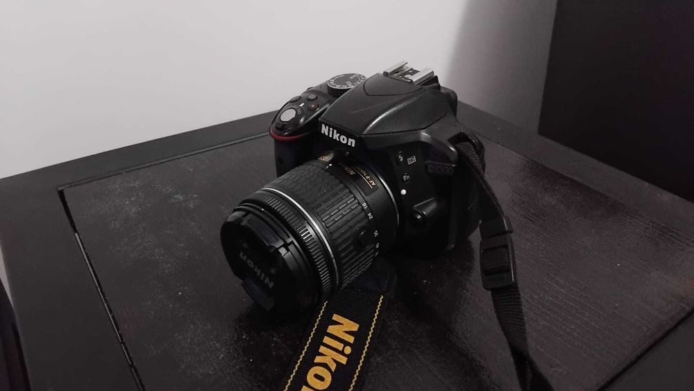 Nikon D3300 DSLR 24.2mp