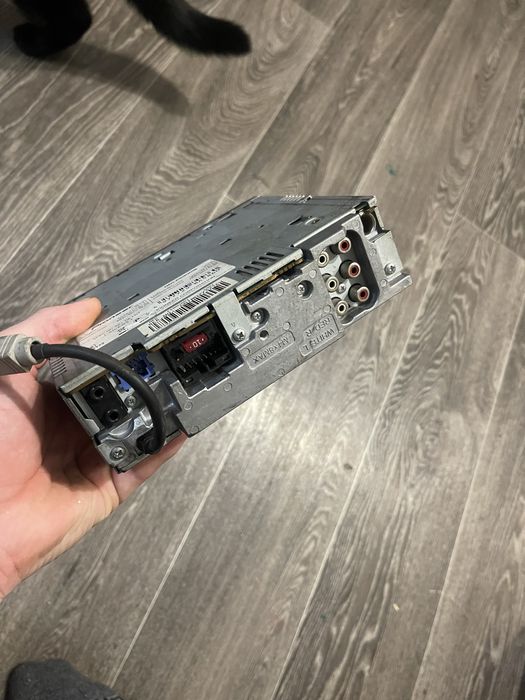 Продам магнитолу дельфин