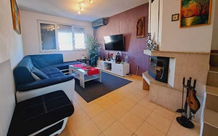 Продава се Многостаен апартамент в София, Център - 165 кв.м за 1722 €/кв.м - Снимка #2