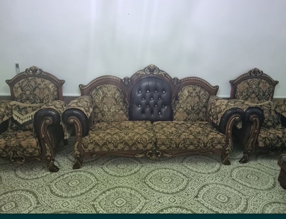 Диван кресло почти новый