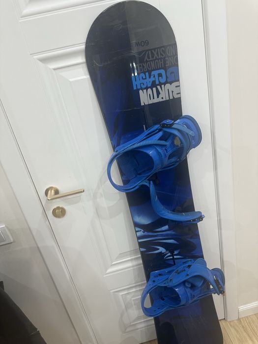 Продам  сноуборд с ботинками