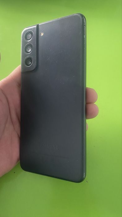 Samsung Galaxy S21FE 5G 128/8GB, SnapDragon 888.