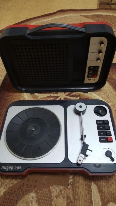 Электрофон- проигрыватель