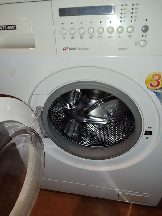 Продам стиральную машину "Атлант"