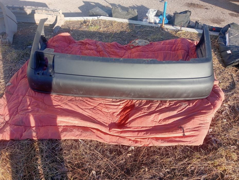 Бампер задний Пассат б4