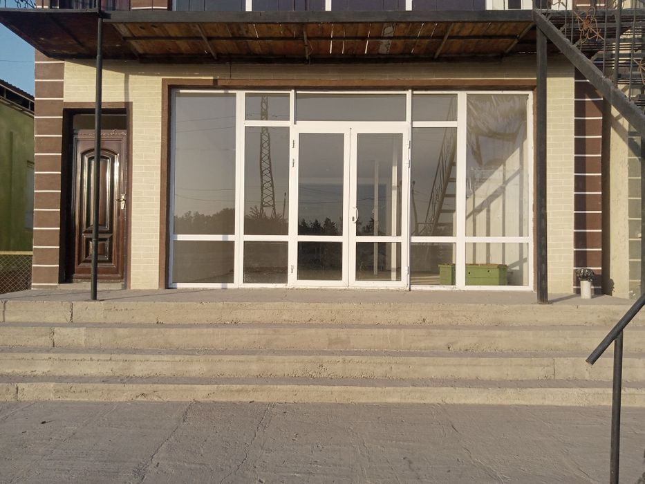 Sirdaryo viloyati oqoltin tuman katta yo‘l bo‘yida noturar bino sotila