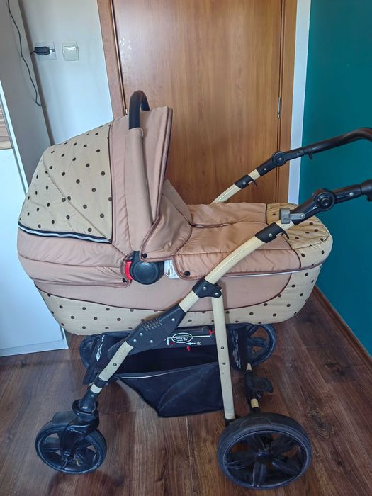 Бебешка количка Sojan