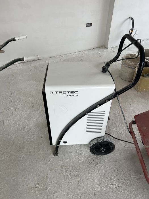 Dezumidificator de inchiriat