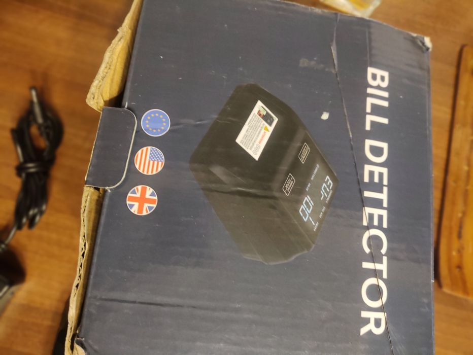 Detector bancnote false