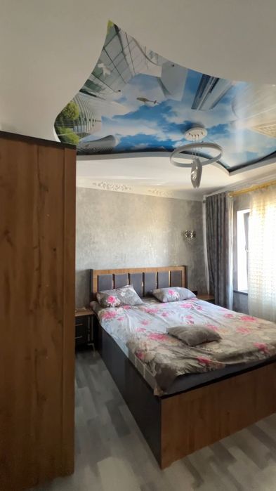 3 хонали дом сотилади янгибозор сентрида