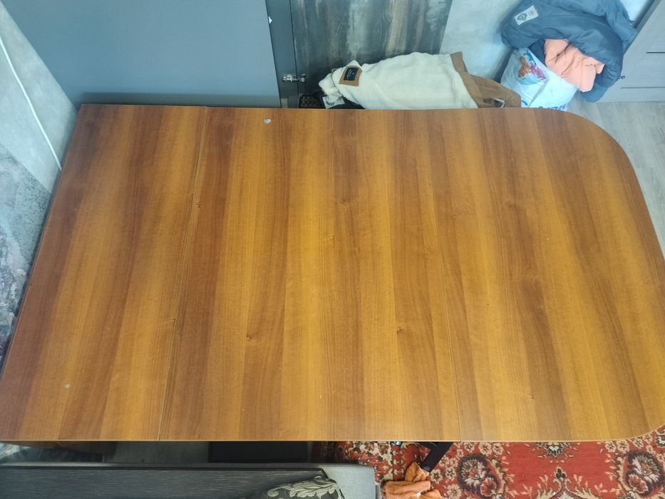 Стол-книжка - функциональный и стильный