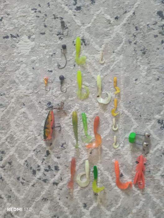 Продам спининг срочноо