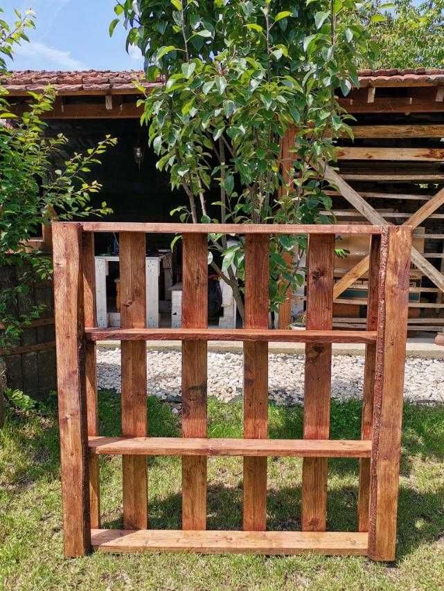 Дървен цветарник гр. Берковица • OLX.bg
