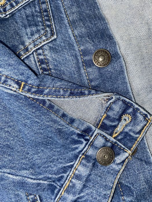 джинсыоая куртка