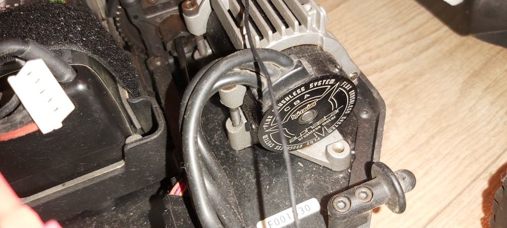 Automodel rc HPI RACING Desert Apache electric nu nitro sau benzină