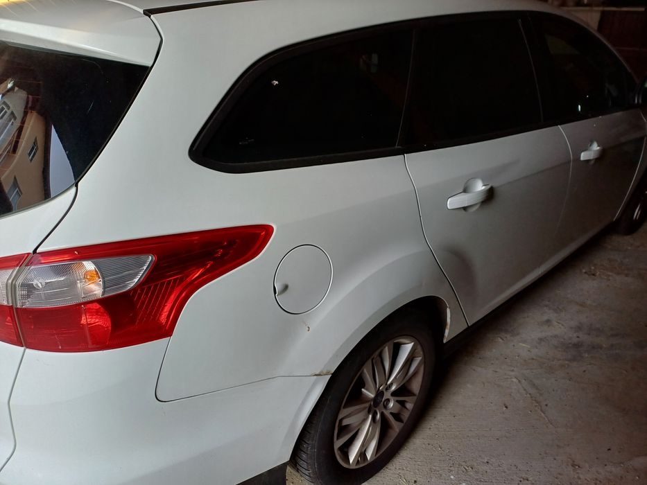 FORD Focus 2012 — imagine 5