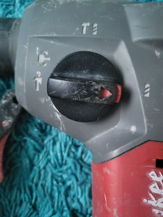 Перфоратор-къртач Milwaukee-M18