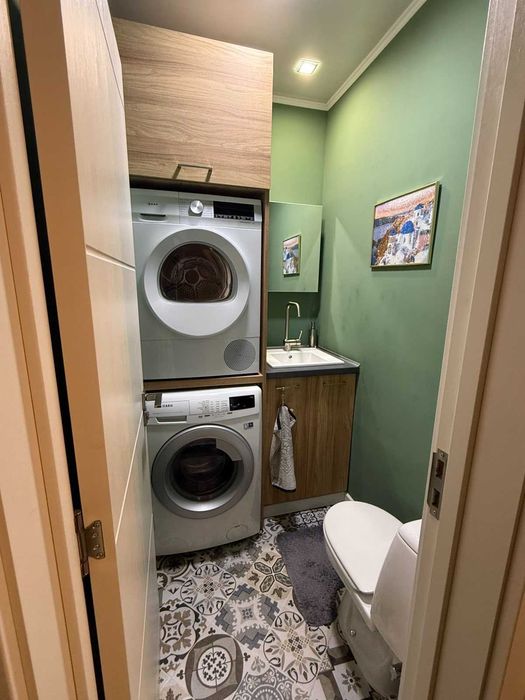 Продава се Тристаен апартамент в Пловдив, Кючук Париж - 230 кв.м за 935 €/кв.м - Снимка #12