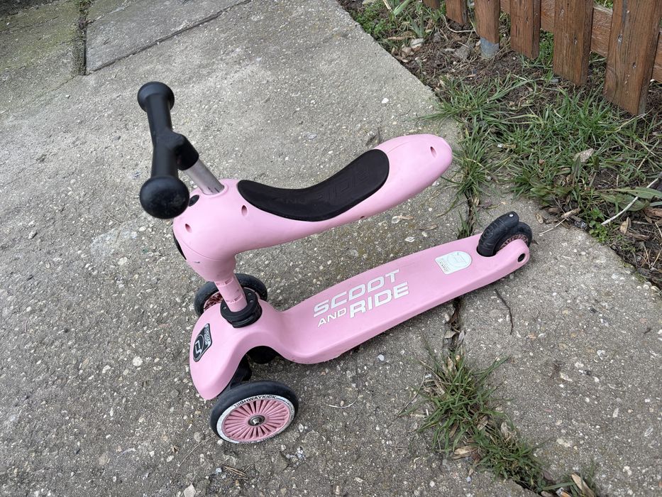 Розова тротинетка / колело Scoot and Ride