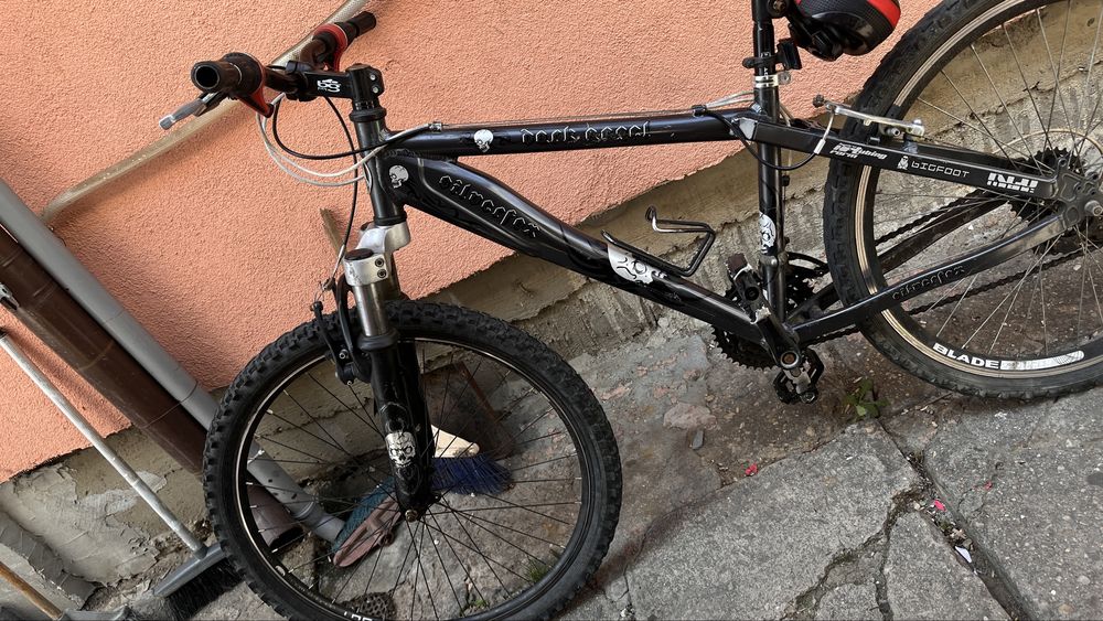 Vand. Bicicleta de munte