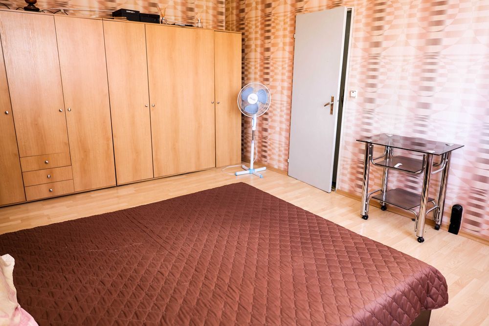 Продава се Двустаен апартамент в Елин Пелин - 63 кв.м за 1635 €/кв.м - Снимка #2