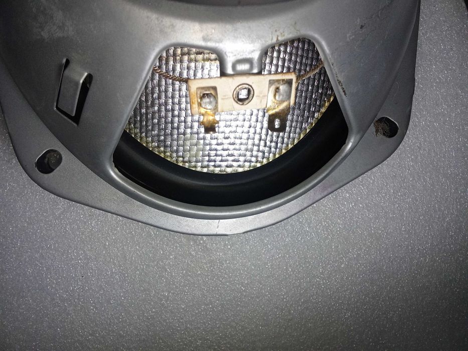 Високоговорители за кола