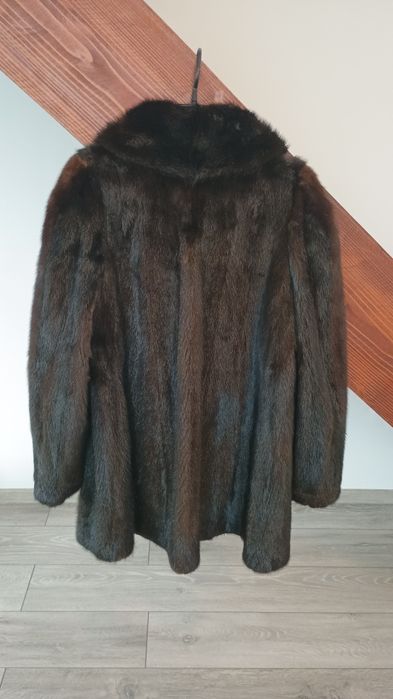 Haina de nurca naturala