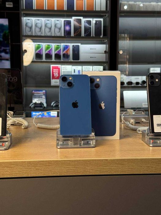 Телефон Apple iPhone 13 128 /Айфон 13 128 код7587