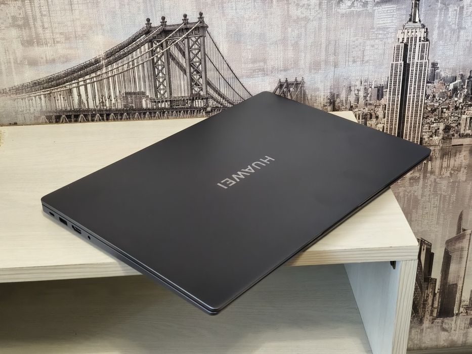 Huawei Matebook D16 идеал