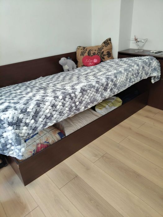 Спалня комплект с ракла, гардероб, матрак, бюро