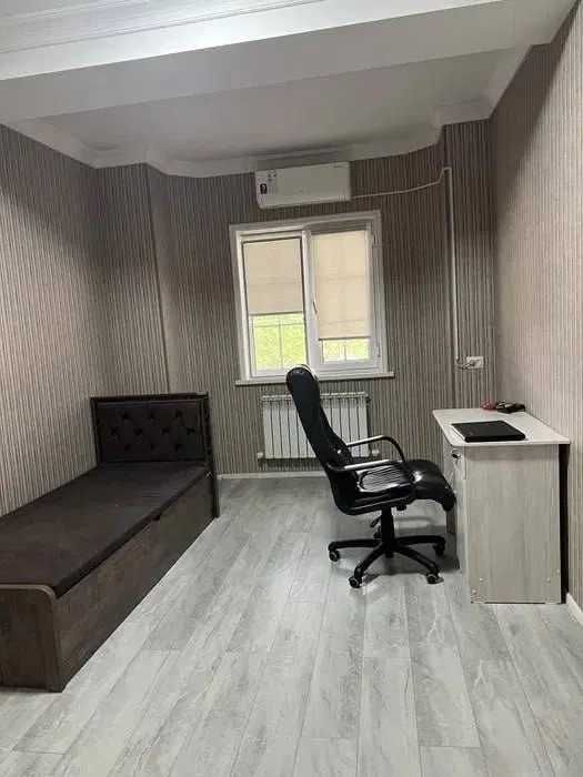 Сдается Евродом Юнусабад 1,7 соток, можно под офис / id888 /