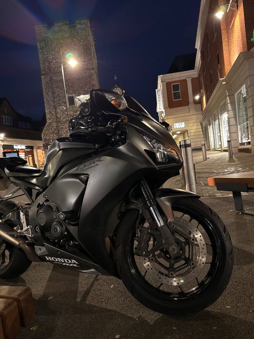 Vand Honda CBR 1000 RR R Fireblade