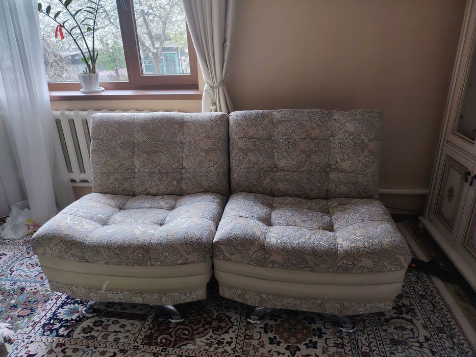 Диван с креслами
