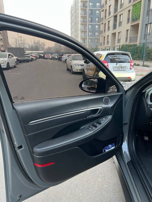 hyundai sonata 2l ful 59000 prabeg