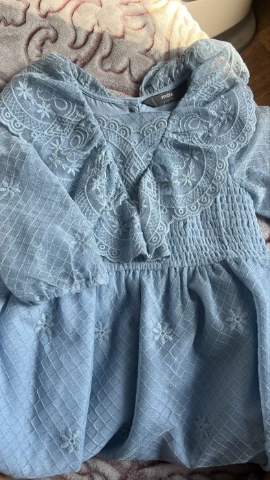 Платье на 5-6 лет