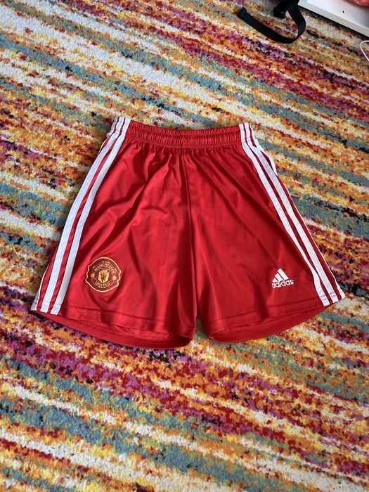 Шорти на Man Utd