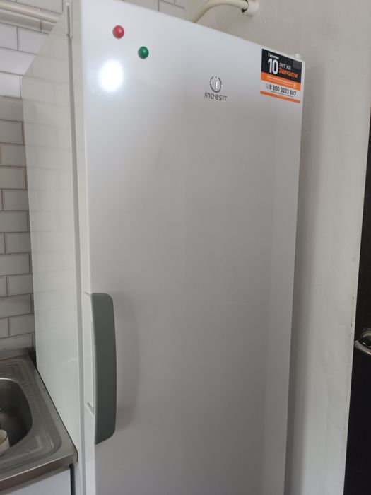 Сарыагаш продам Индезит морозильник б/у