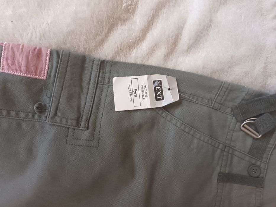 Продам брюки на девочку