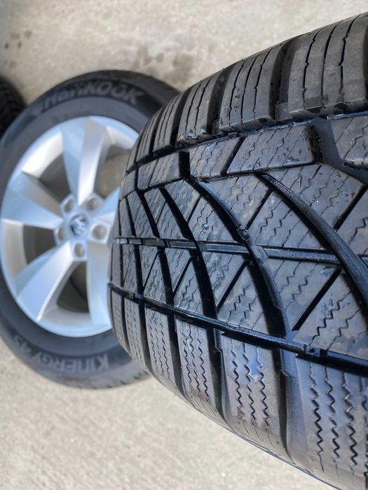 Jante originale Skoda 17 cu anvelope 4 - Seasons