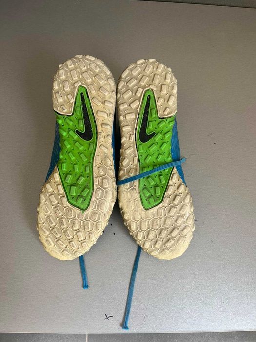 Детски футболни обувки - стоножки NIKE