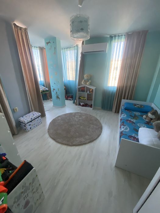 Апартамент под наем