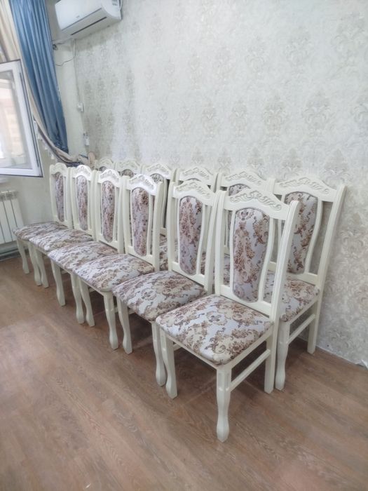 Продам стол стулья