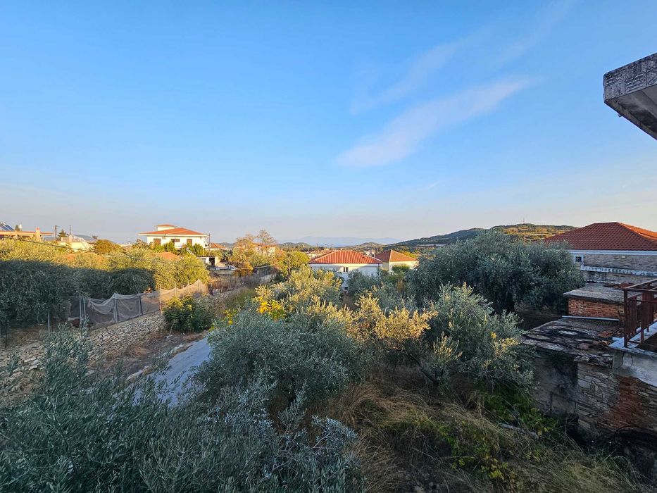 ПРОДАВА се самостоятелна къща 150 кв.м. в ELAIOCHORI Кавала (код 8105)