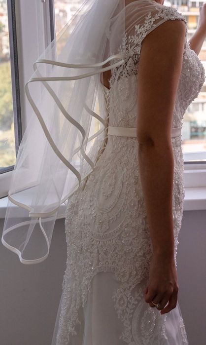 Страхотна сватбена рокля