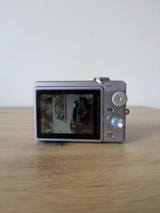 Praktica Luxmedia 8303 - РЕТРО СНИМКИ Дигитален Фотоапарат