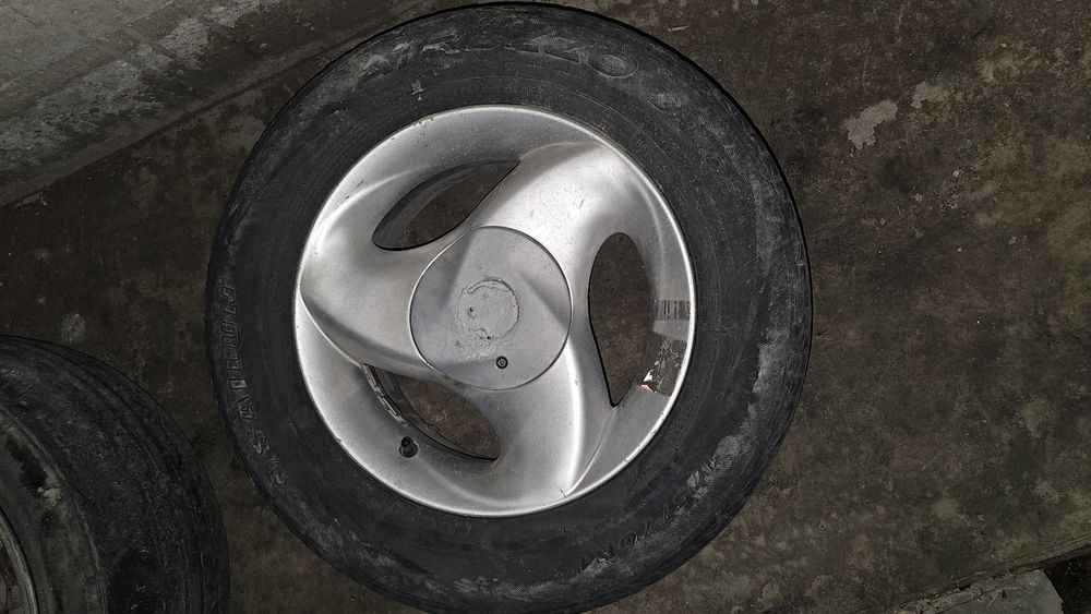 3 dona bor matiz,tiko,damas mashinalarida tushadi